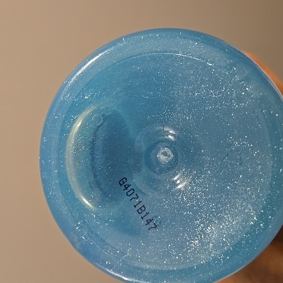 Tree Hut Ocean Glow Sparkling Gel Wash and Body Butter Bundle - Picture 4 of 6